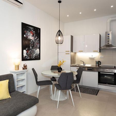 Moon Apartment Split Exterior foto